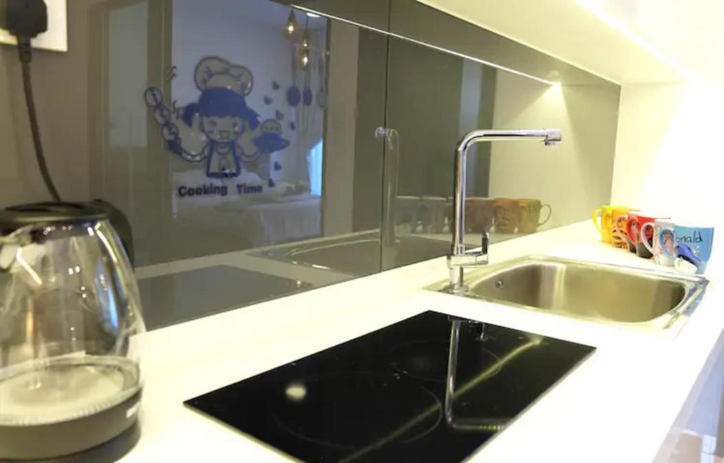 Almas Puteri Harbour Nusajaya Suite Room Exclusive Room 5 Min To Legoaland By Homespace エクステリア 写真
