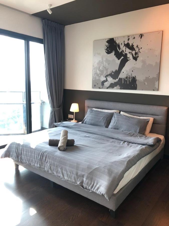 Almas Puteri Harbour Nusajaya Suite Room Exclusive Room 5 Min To Legoaland By Homespace エクステリア 写真