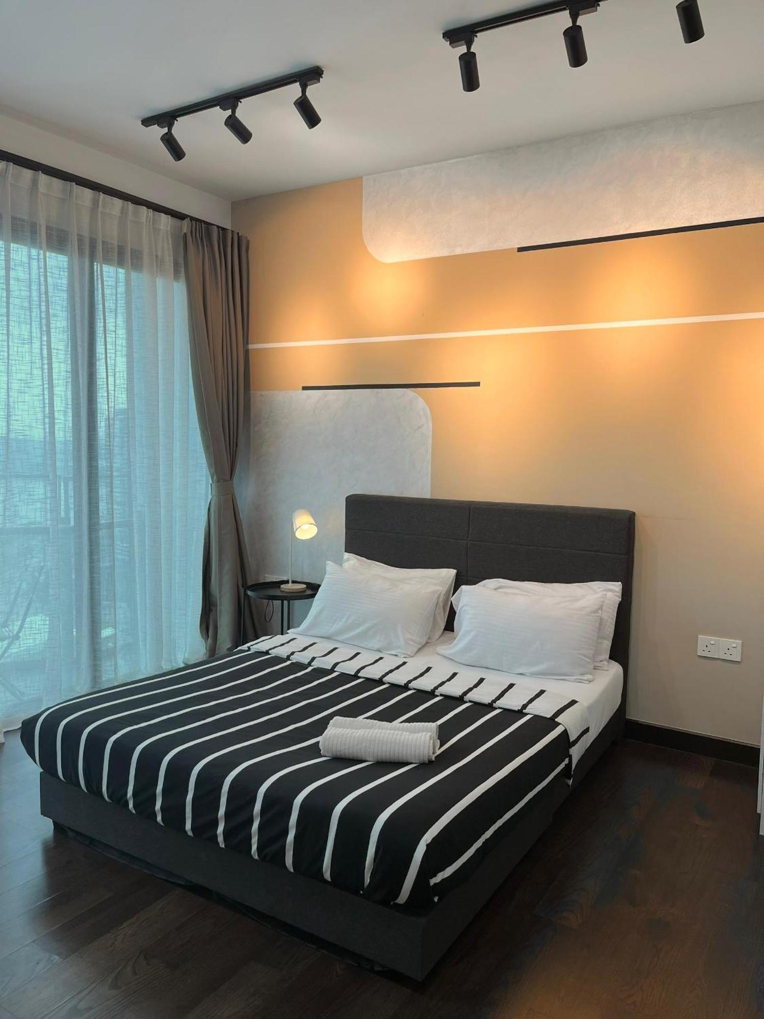 Almas Puteri Harbour Nusajaya Suite Room Exclusive Room 5 Min To Legoaland By Homespace エクステリア 写真